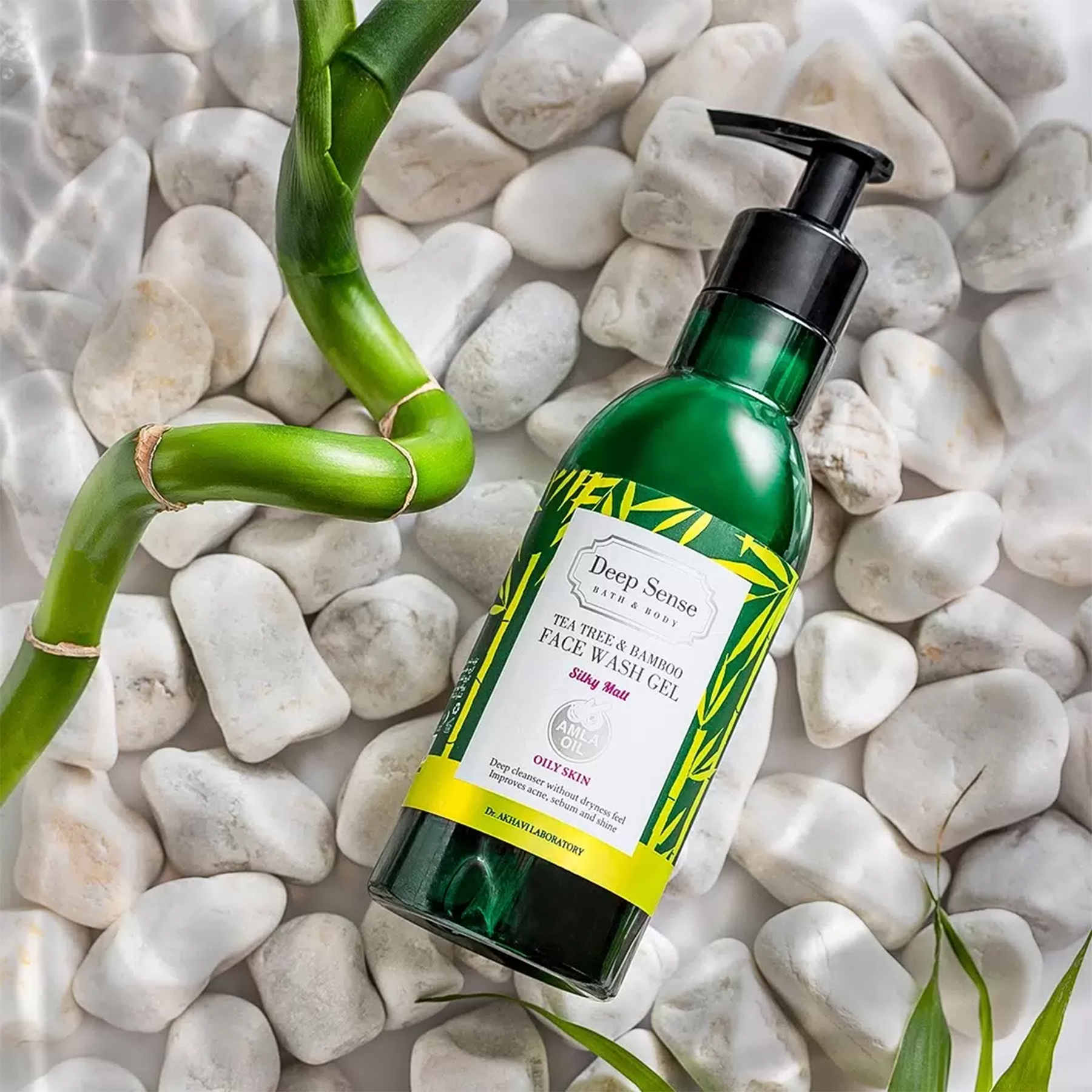 ژل شستشو صورت دیپ سنس مدل درخت چای و بامبو مناسب برای پوست های چرب حجم 250 میلی لیتر ژل شستشو صورت دیپ سنس مدل درخت چای و بامبو مناسب برای پوست های چرب حجم 250 میلی لیتر