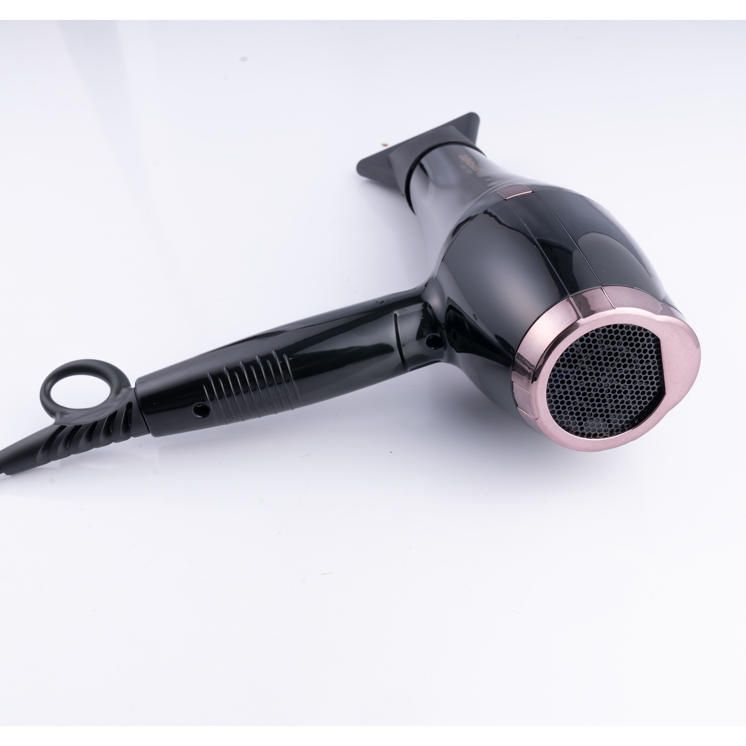 سشوار حرفه ای بیبی باس نانو مدل 9000 BA سشوار حرفه ای بیبی باس نانو مدل 9000 BA