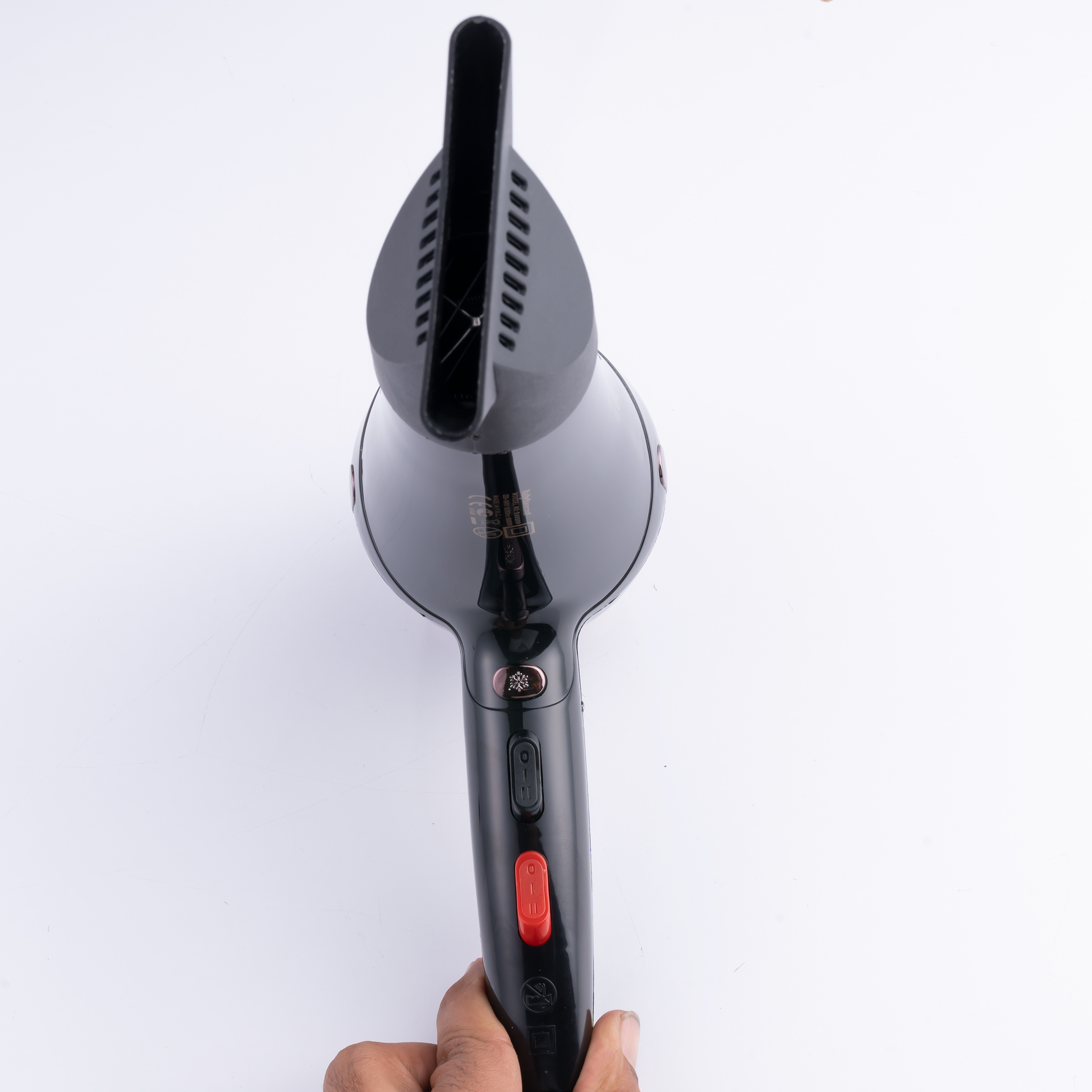 سشوار حرفه ای بیبی باس نانو مدل 9000 BA سشوار حرفه ای بیبی باس نانو مدل 9000 BA